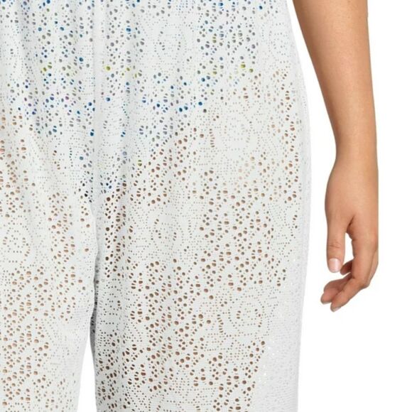 Crocheted Tiered Flared Leg Cover Up. - Picture 5 of 6